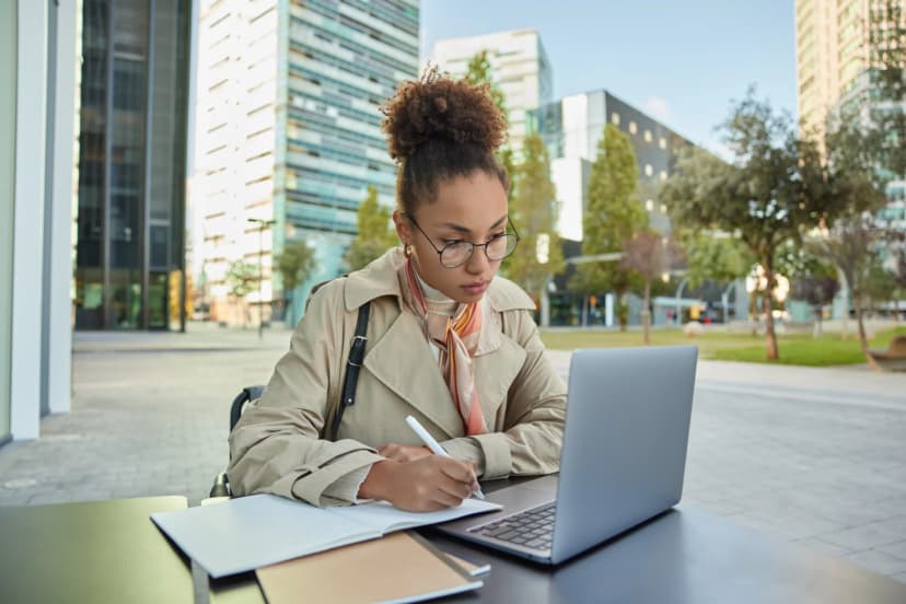 TOEFL, IELTS ou Cambridge: qual certificação de inglês escolher